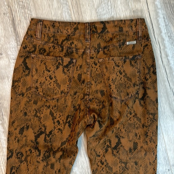 ANASTASIA HIGH RISE SUPER SKINNY JEANS kancan Fall Jeans - Picture 9 of 16